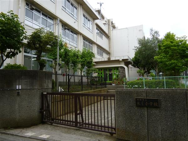 Primary school. Kizuki until elementary school 483m