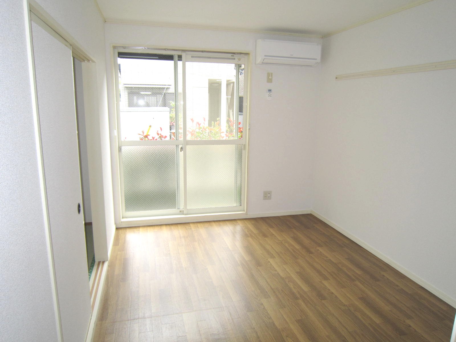 Living and room