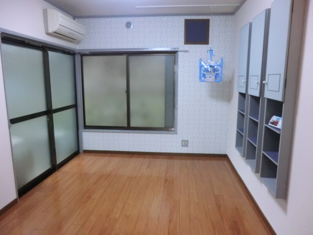 Living and room