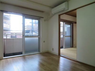 Living and room