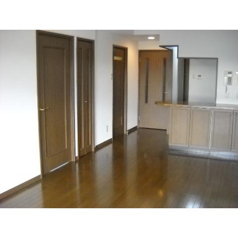 Living and room
