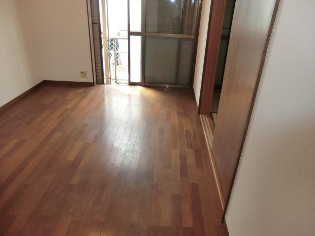 Living and room
