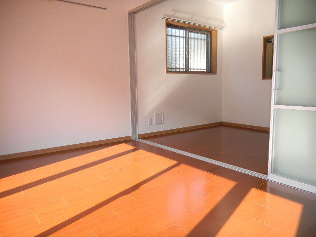 Other room space. Room 2