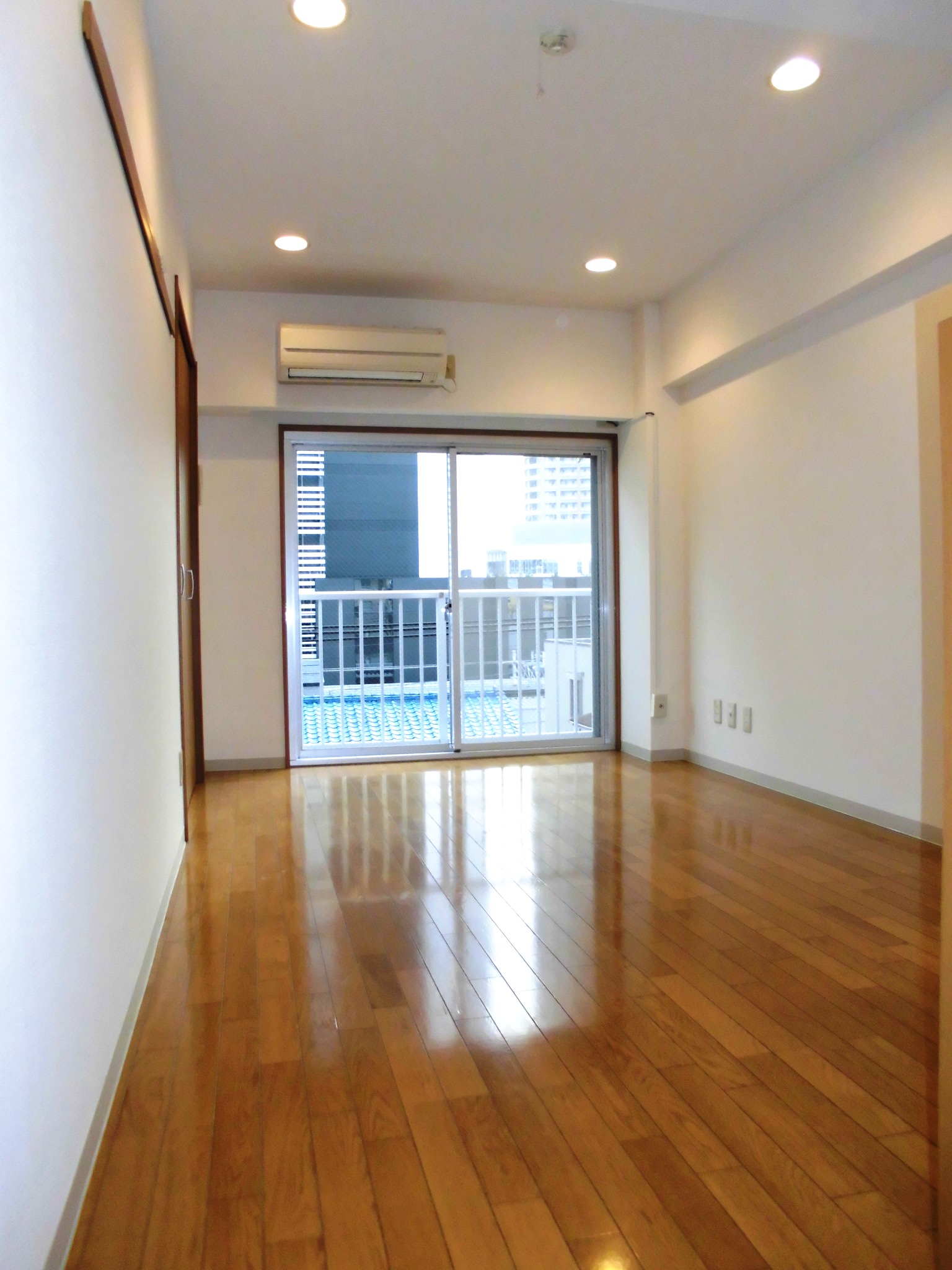 Living and room