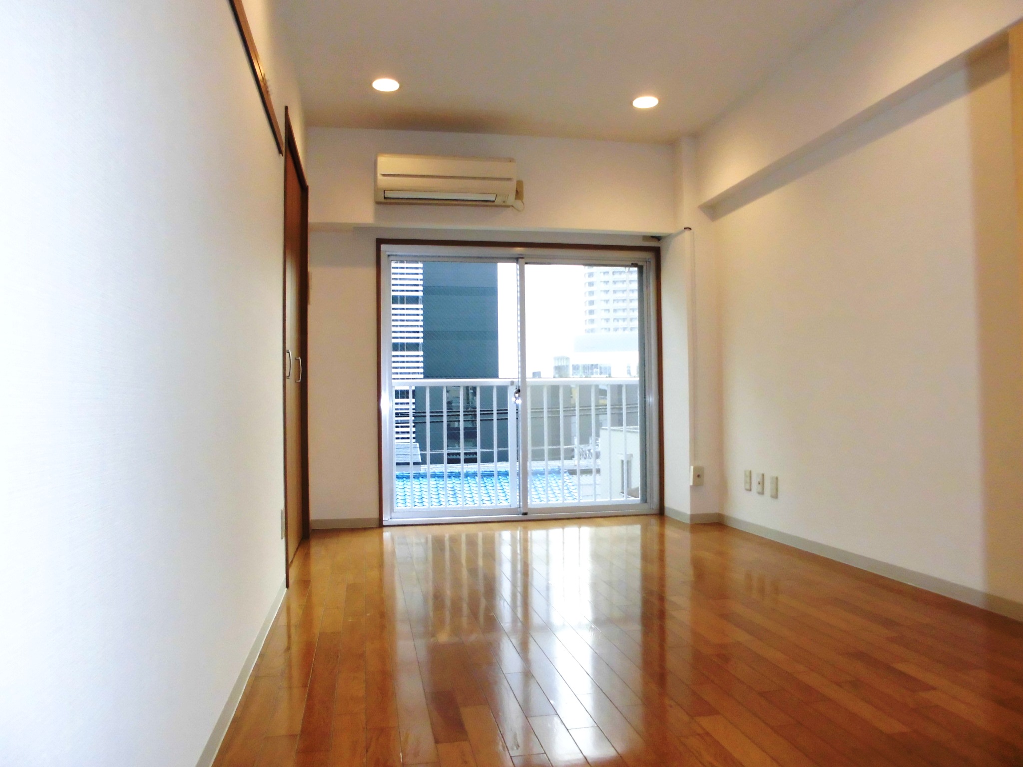 Living and room