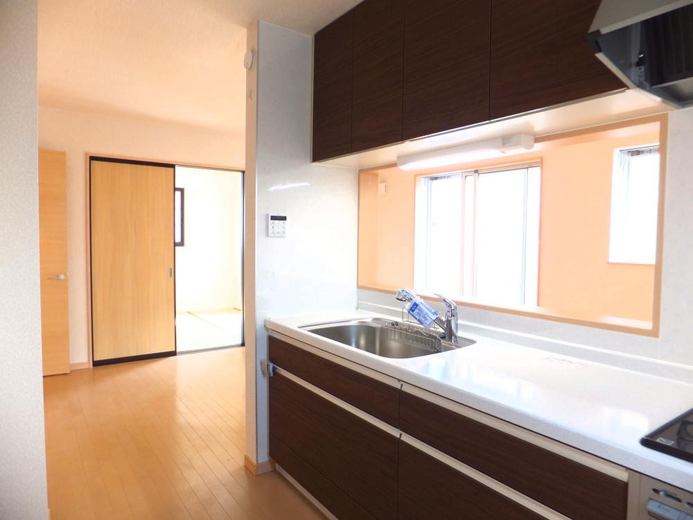 Same specifications photo (kitchen). Example of construction