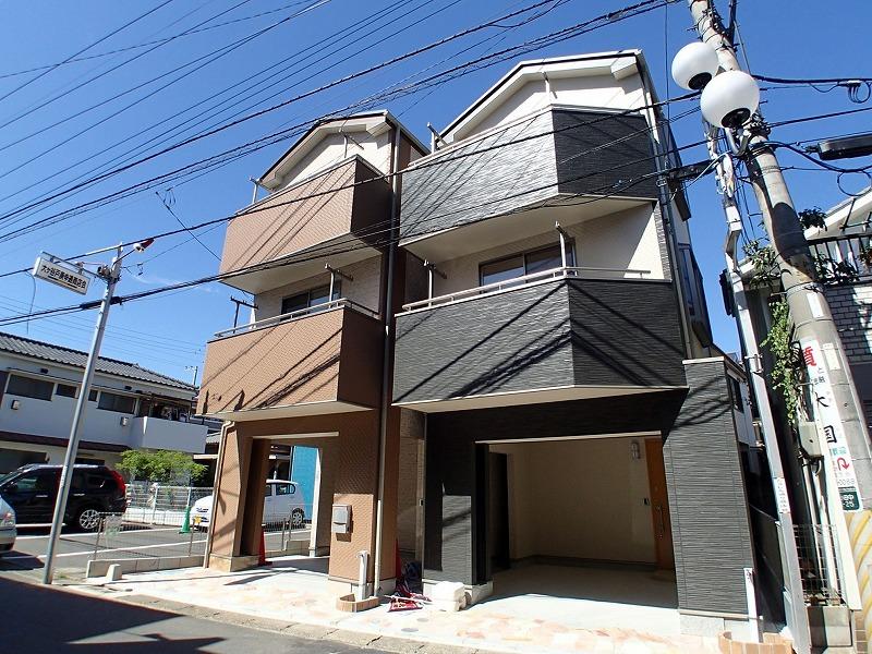 Local appearance photo. Good day in the south road