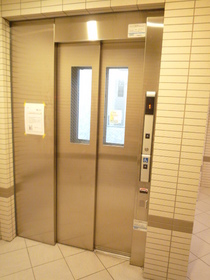 Entrance. Elevator