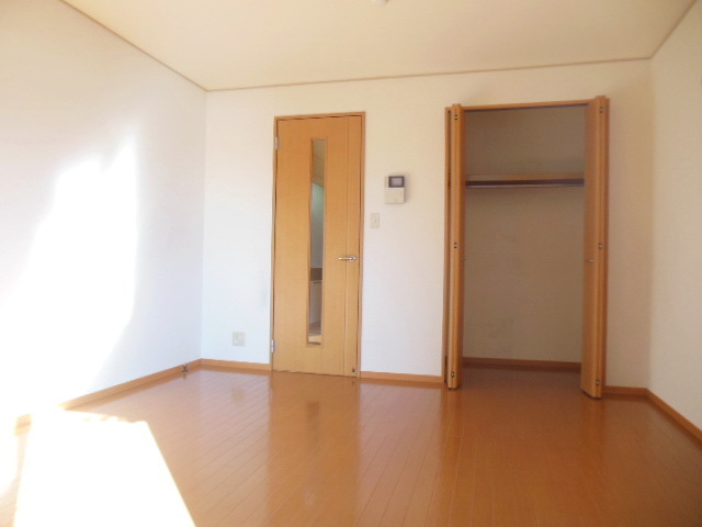 Other room space. Beautiful Western-style