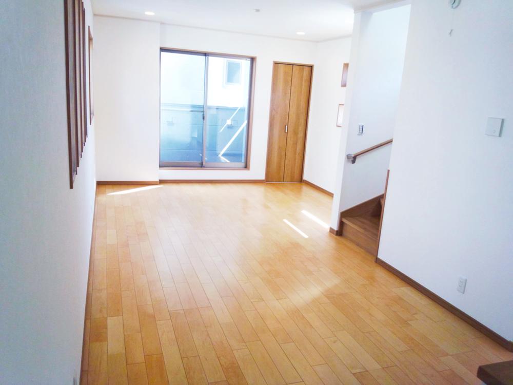 Living. Indoor (September 2013) Shooting