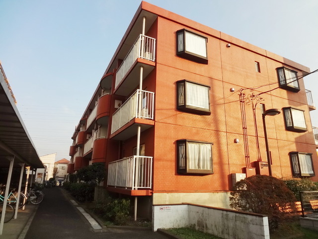 Building appearance. RC building ・ Mansion of the three-story is