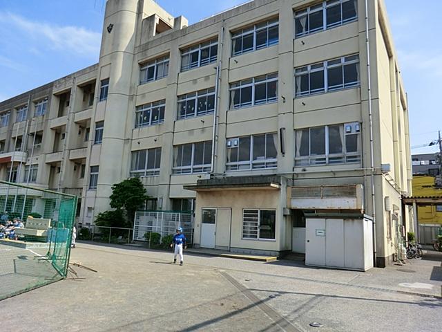 Primary school. Kawasaki Municipal Kariyado 600m up to elementary school