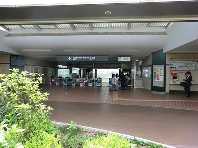 station. Tokyu Toyoko Line Motosumiyoshi