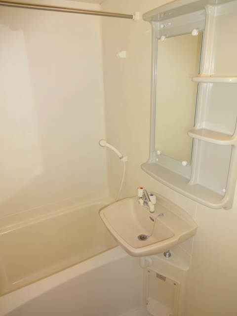 Bath. With bathroom dryer ☆
