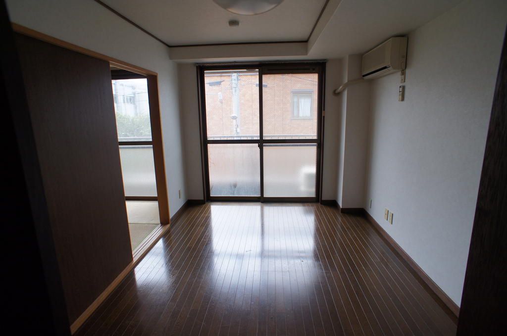 Living and room