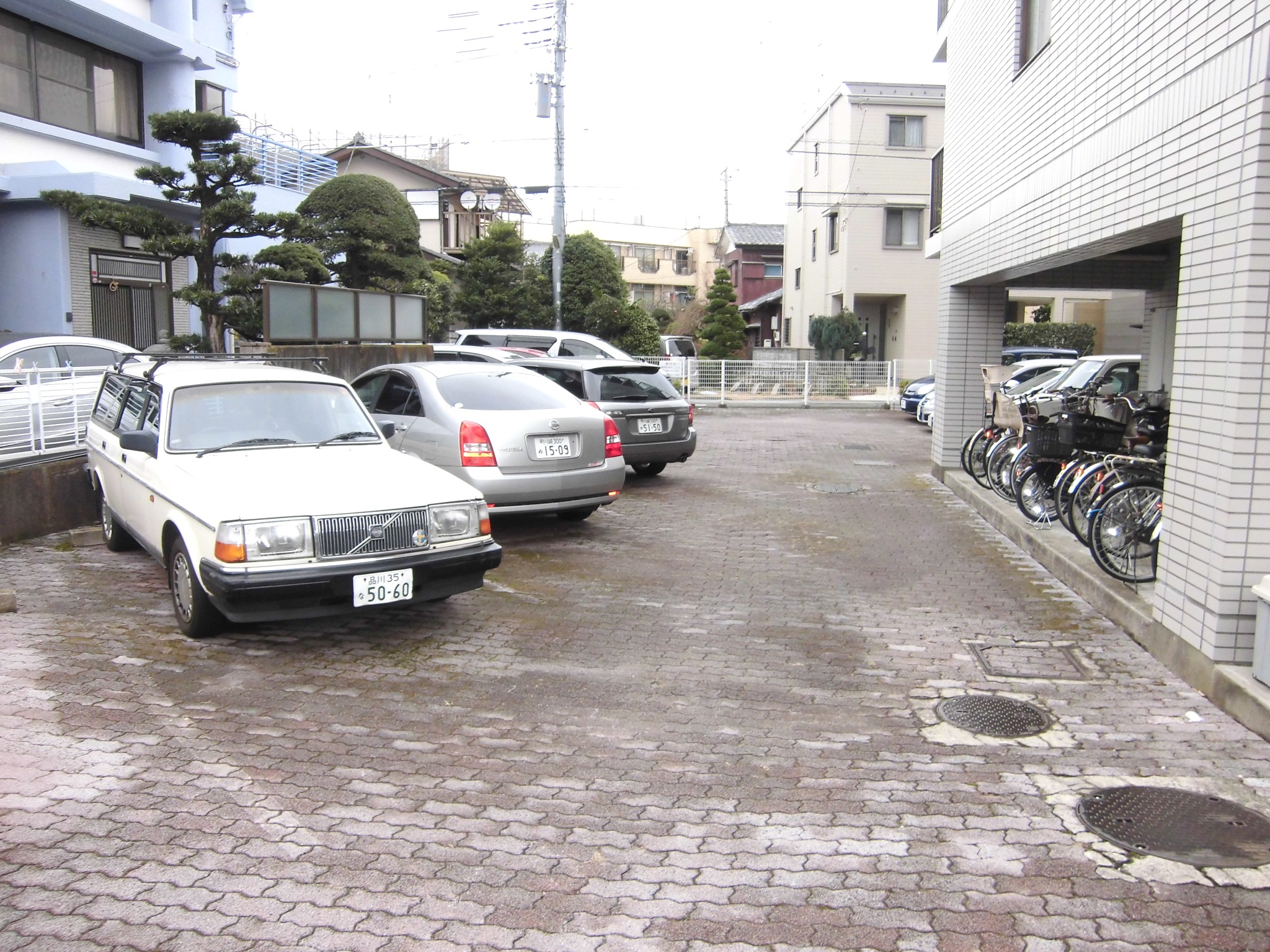 Parking lot
