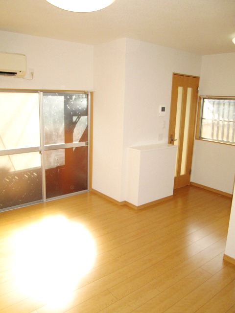 Living and room
