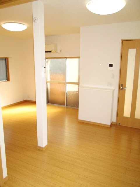 Living and room