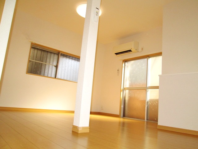 Living and room