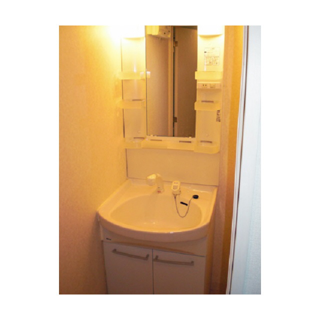 Washroom. Photos will be in the room of the same type