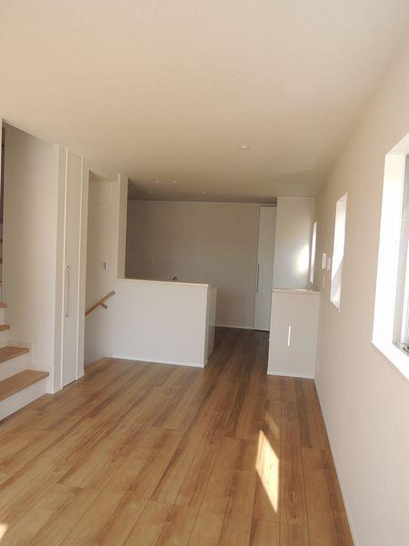 Living. C Building Living (2013 September shooting)