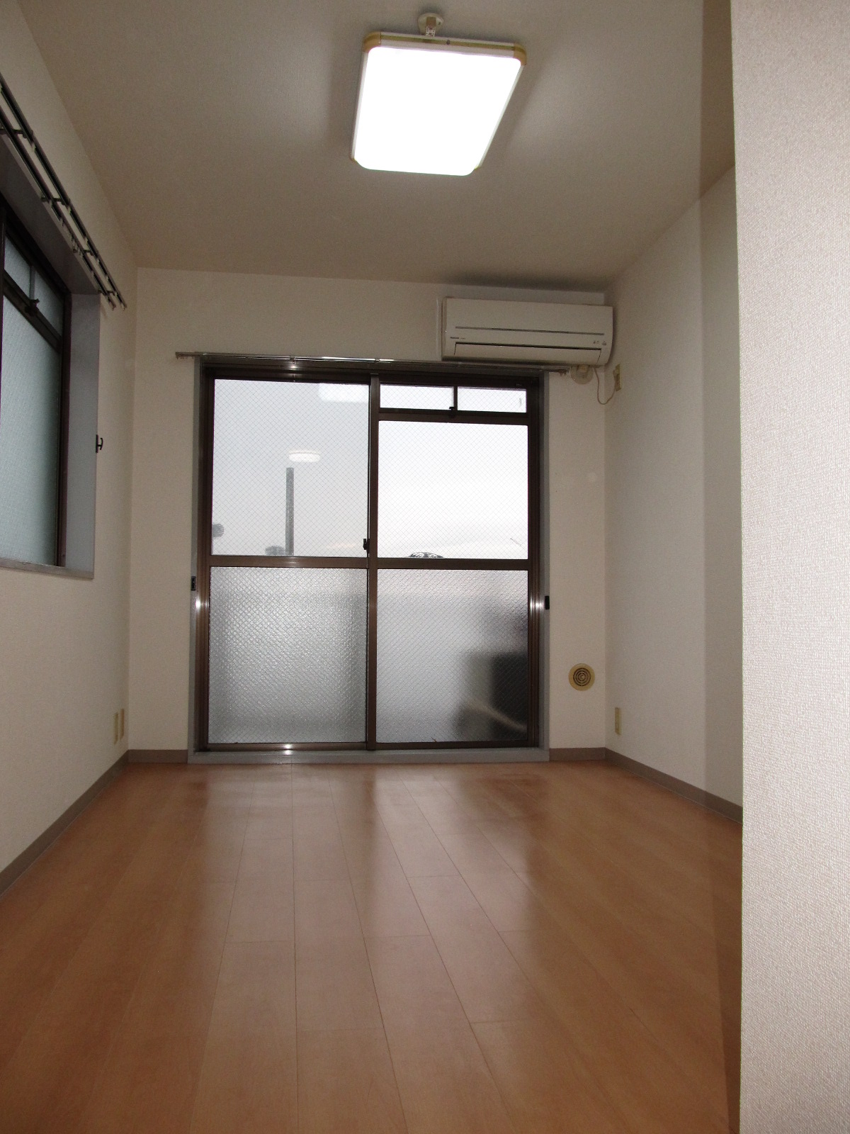 Living and room