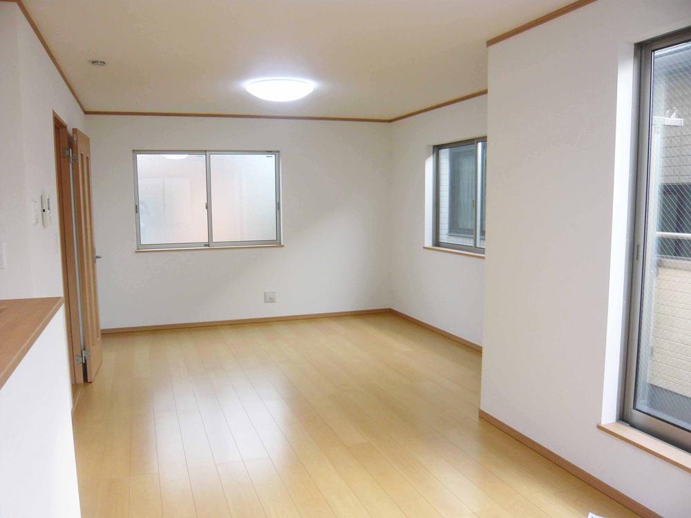 Living. Indoor (11 May 2013) Shooting