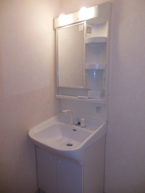 Washroom. ◇ Independent wash basin ◇