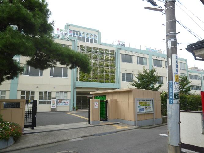 Junior high school. Nishinakahara junior high school