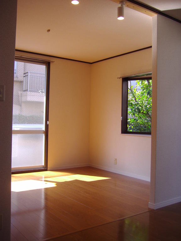 Living and room