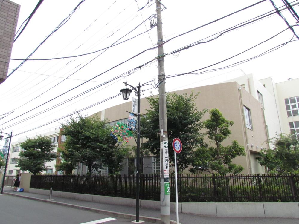 Primary school. Odo 600m up to elementary school