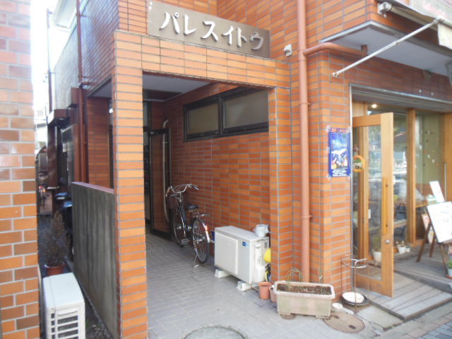 lobby. Entrance is the part