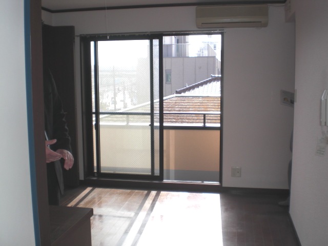 Living and room