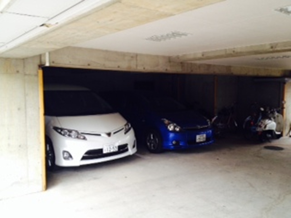 Parking lot