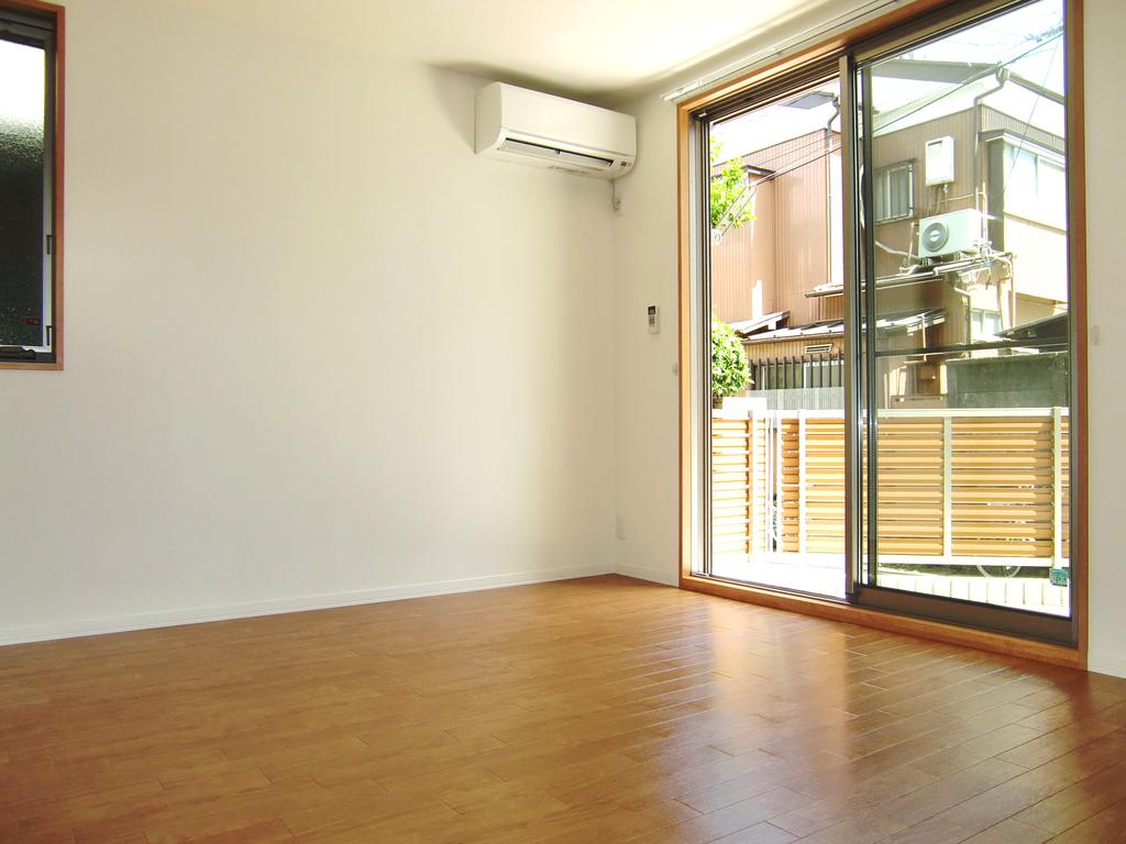 Living and room