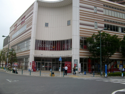Supermarket. Derido Musashi Kosugi shop (super) up to 646m