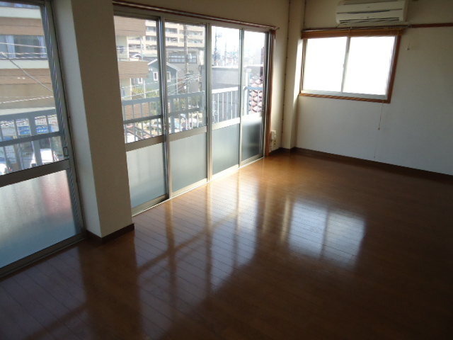 Living and room