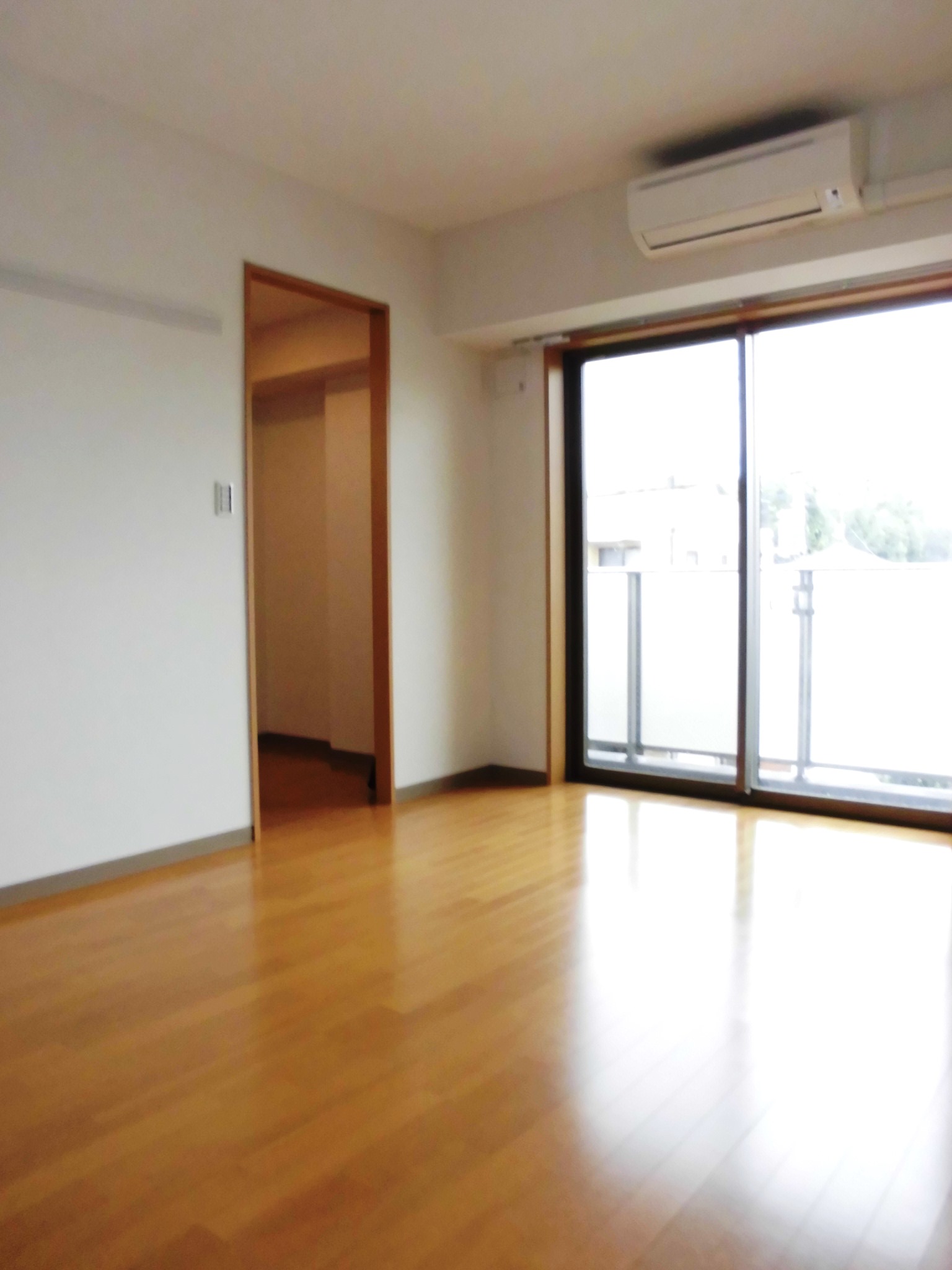 Living and room