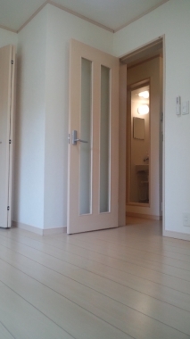 Living and room. Western-style 6 Pledge