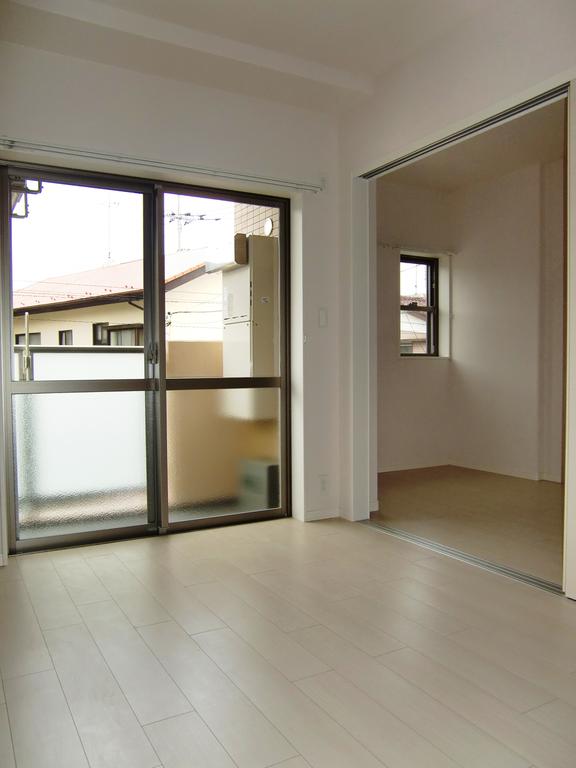 Living and room