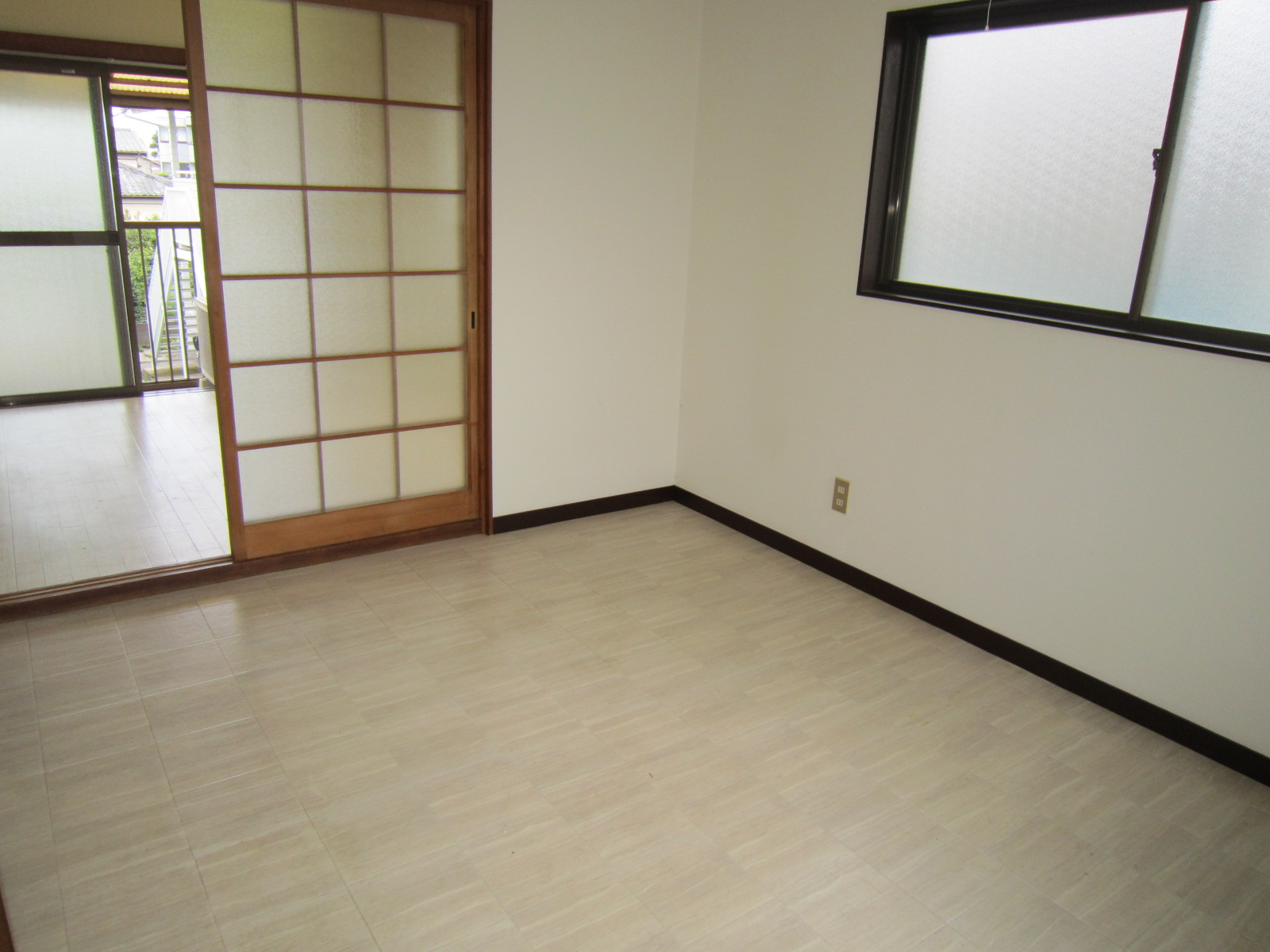 Living and room