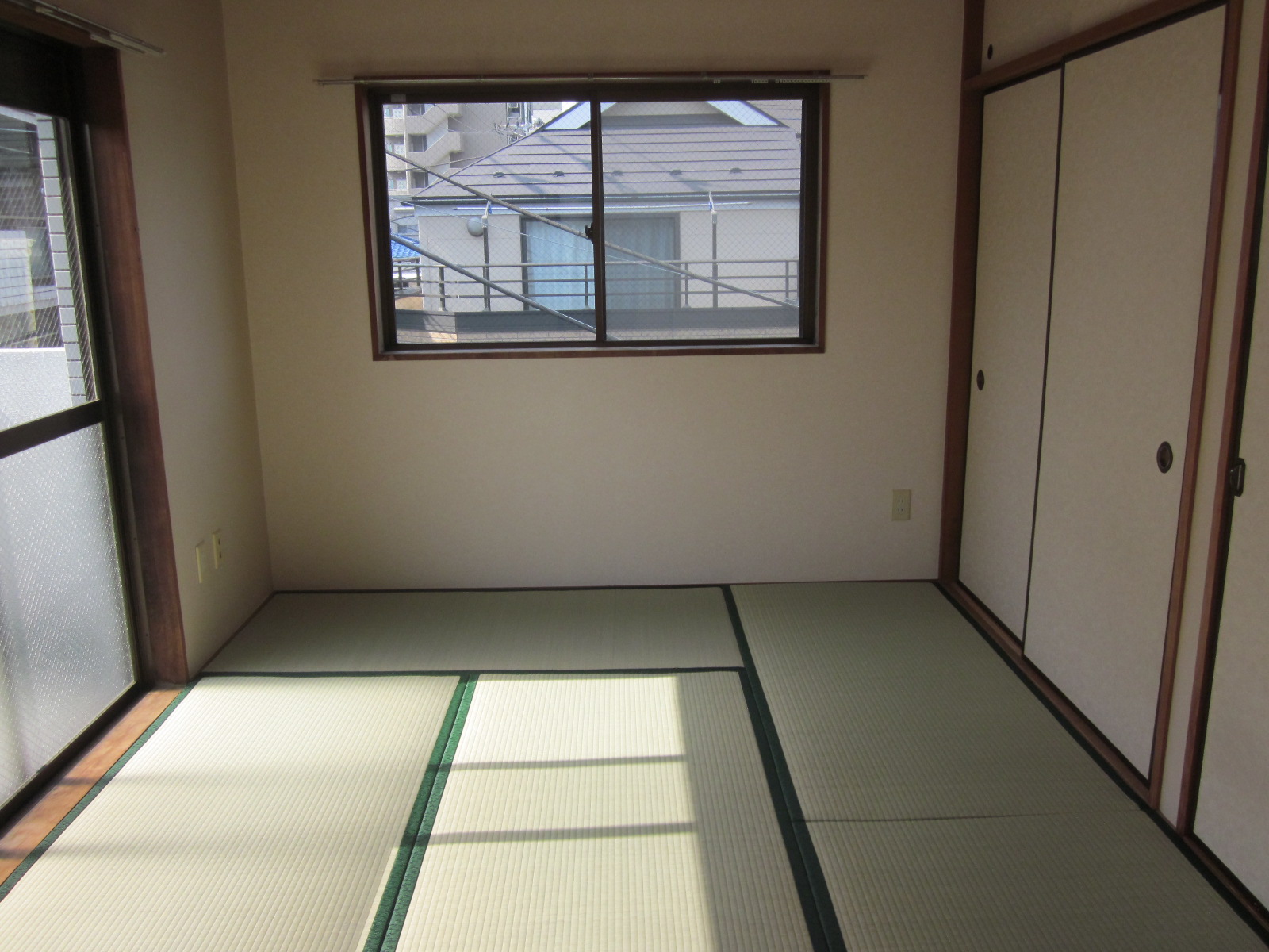 Living and room