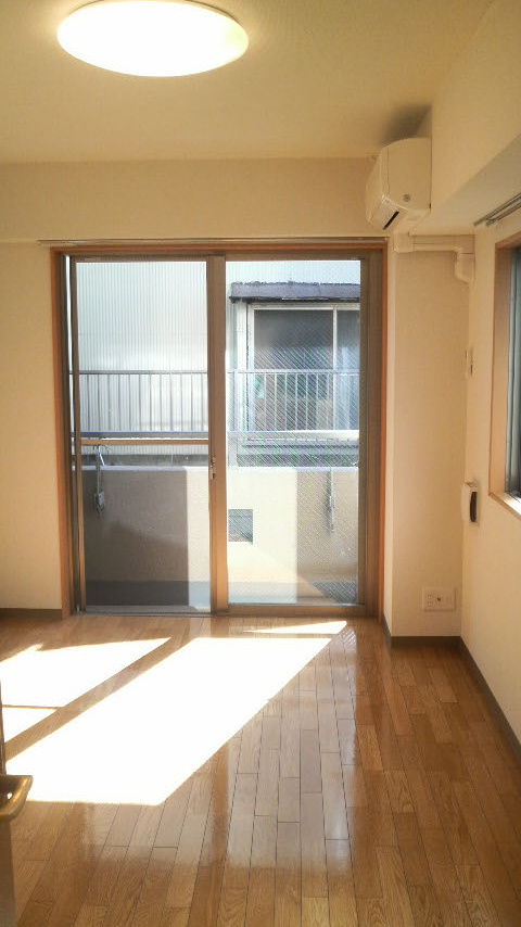 Living and room