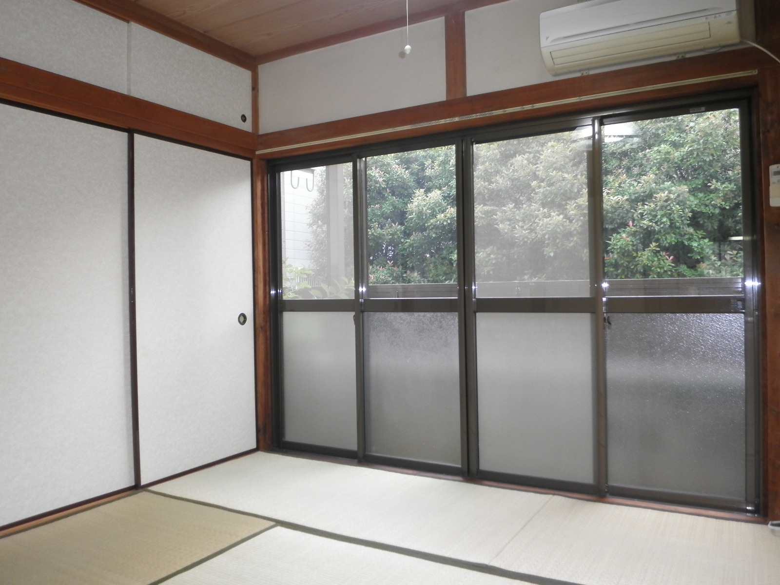 Living and room