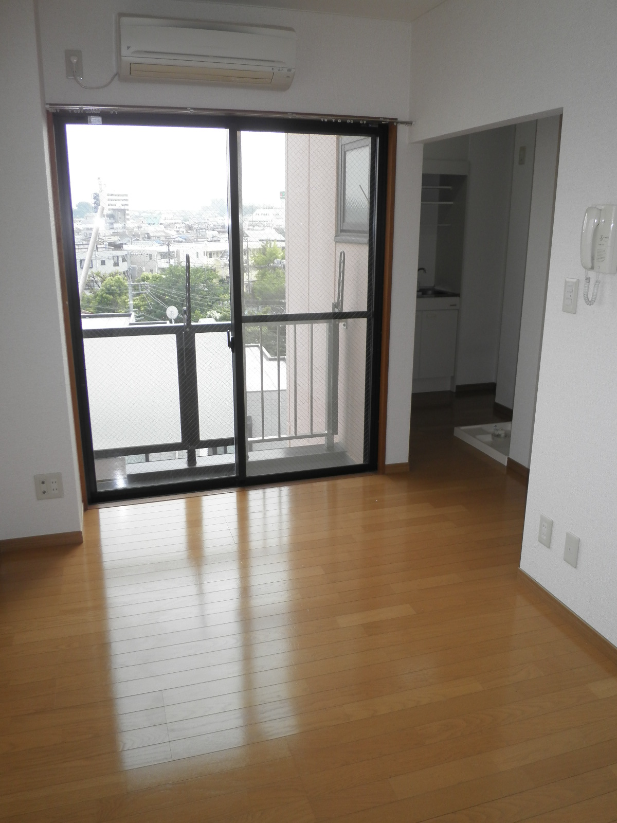 Living and room