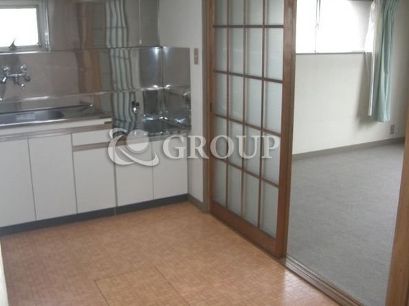 Living and room. Dining chitin