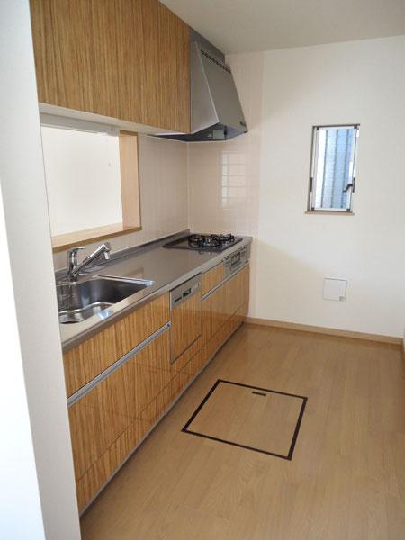 Kitchen. 5 Building Kitchen (March 2013 shooting)