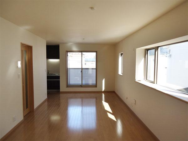 Living. 14 Building Living (March 2013 shooting)