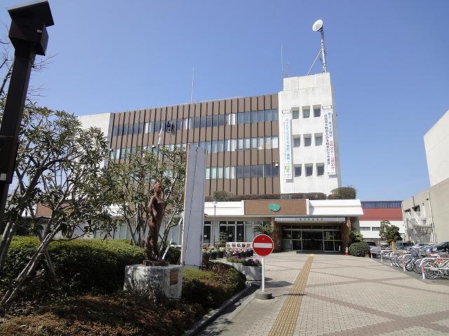 Government office. Walk up to 237m ward office to Kawasaki Saiwai Ward 3 minutes