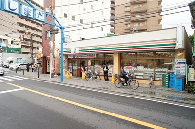 Convenience store. Seven-Eleven Kashimada store up (convenience store) 348m